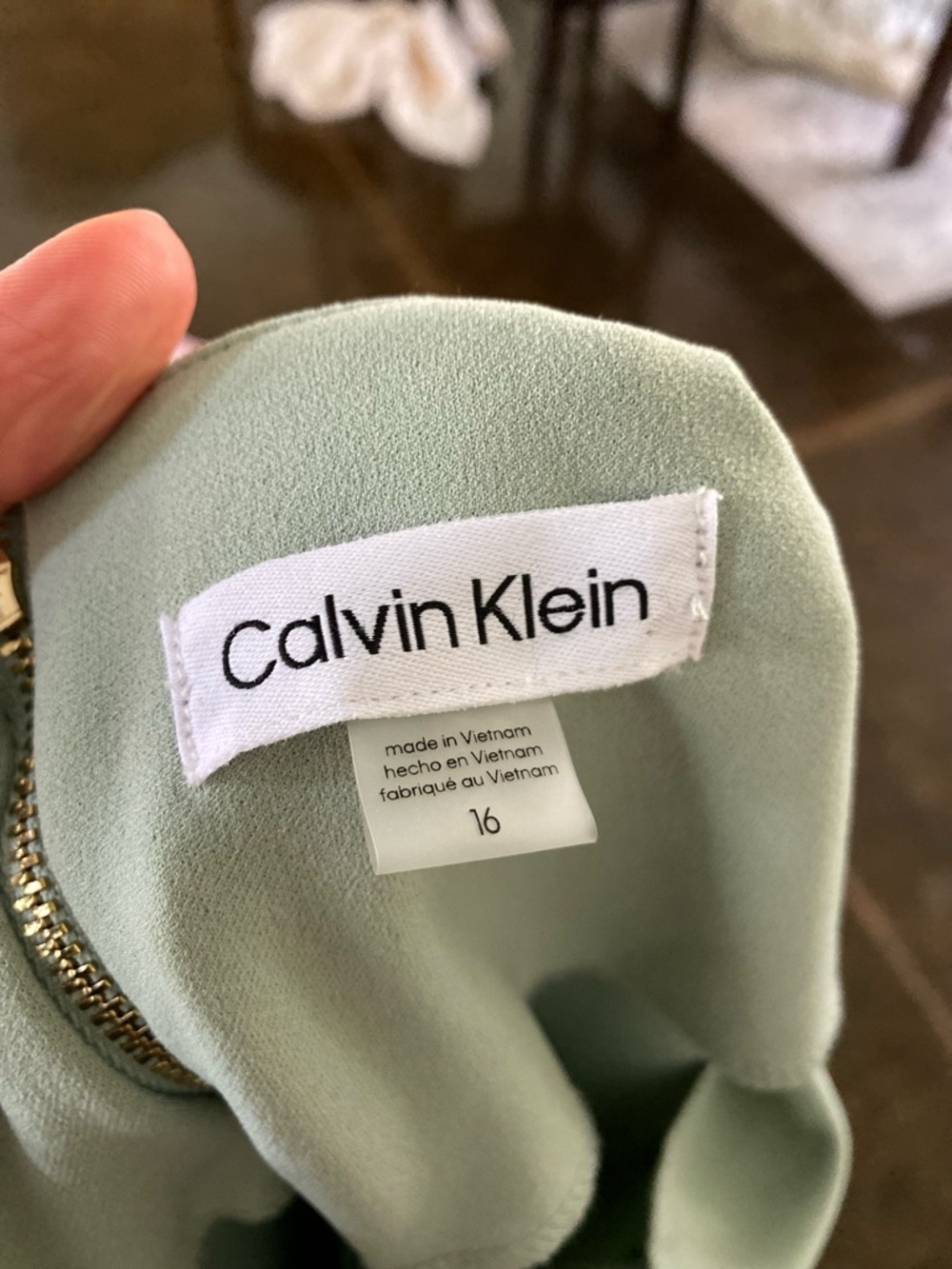 Calvin Klein Sage Green Puff-Sleeve Midi Dress - Picture 4 of 4